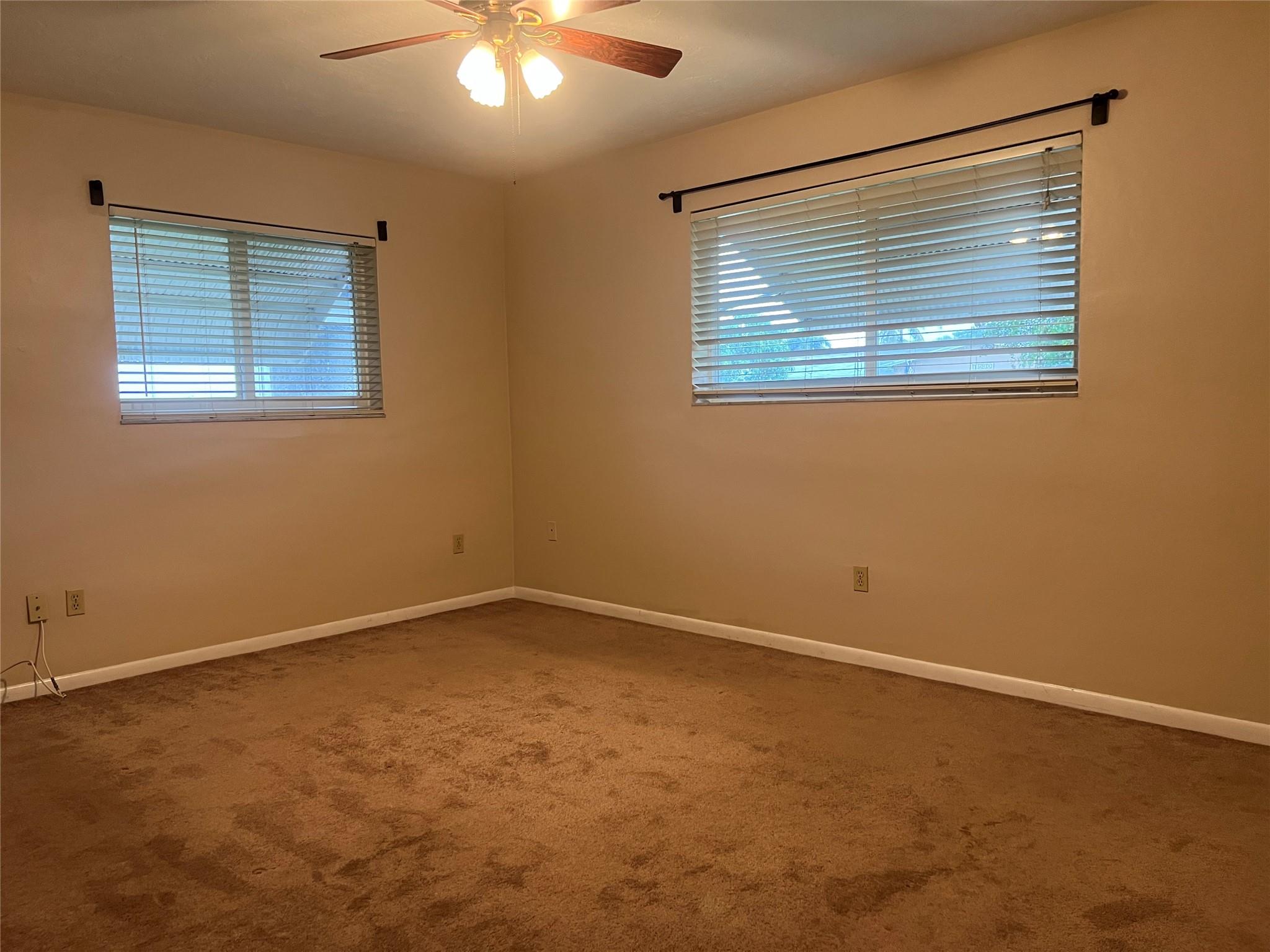 PEMBROKE LAKES SEC 4 - Residential Lease