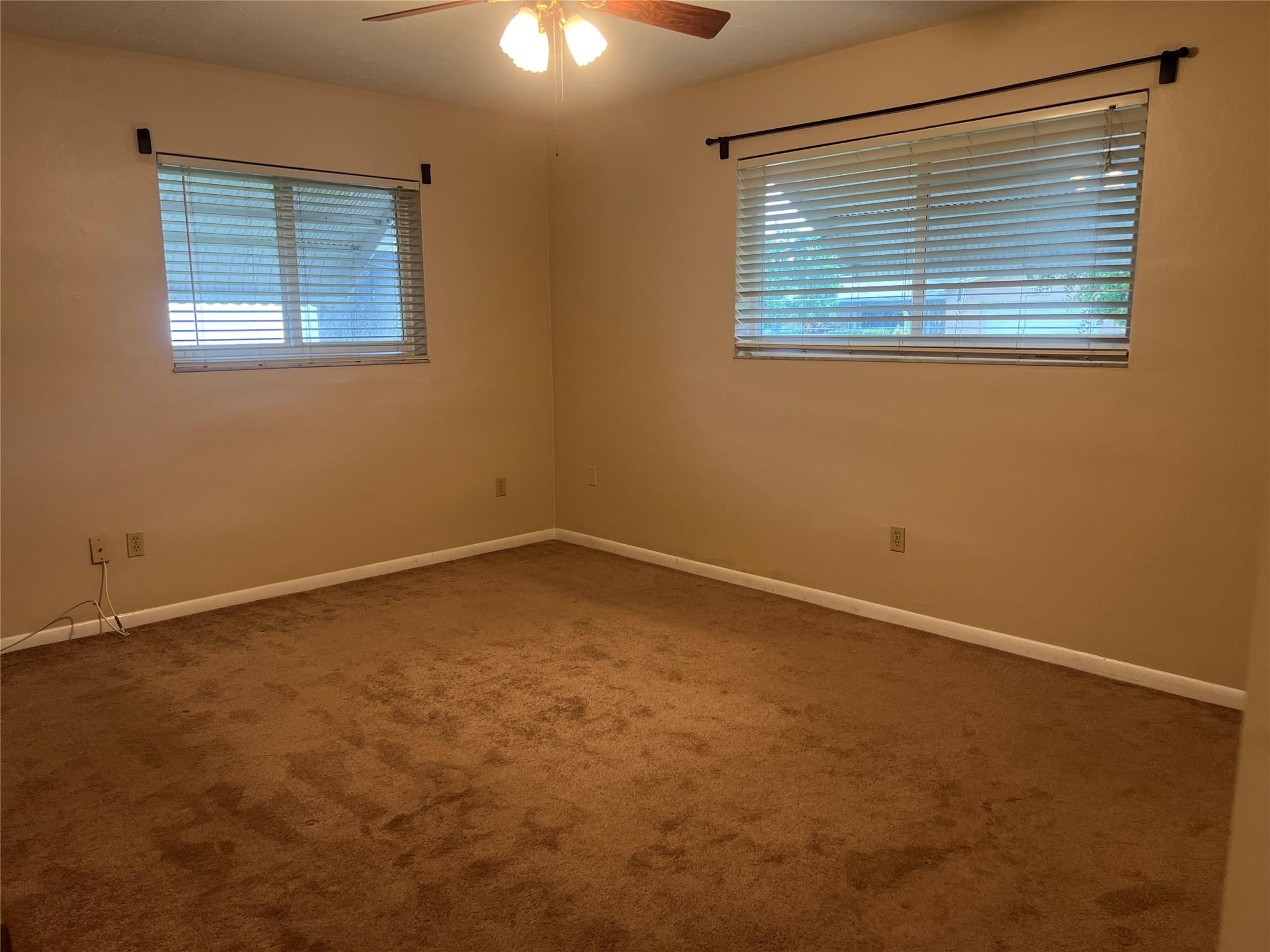 PEMBROKE LAKES SEC 4 - Residential Lease