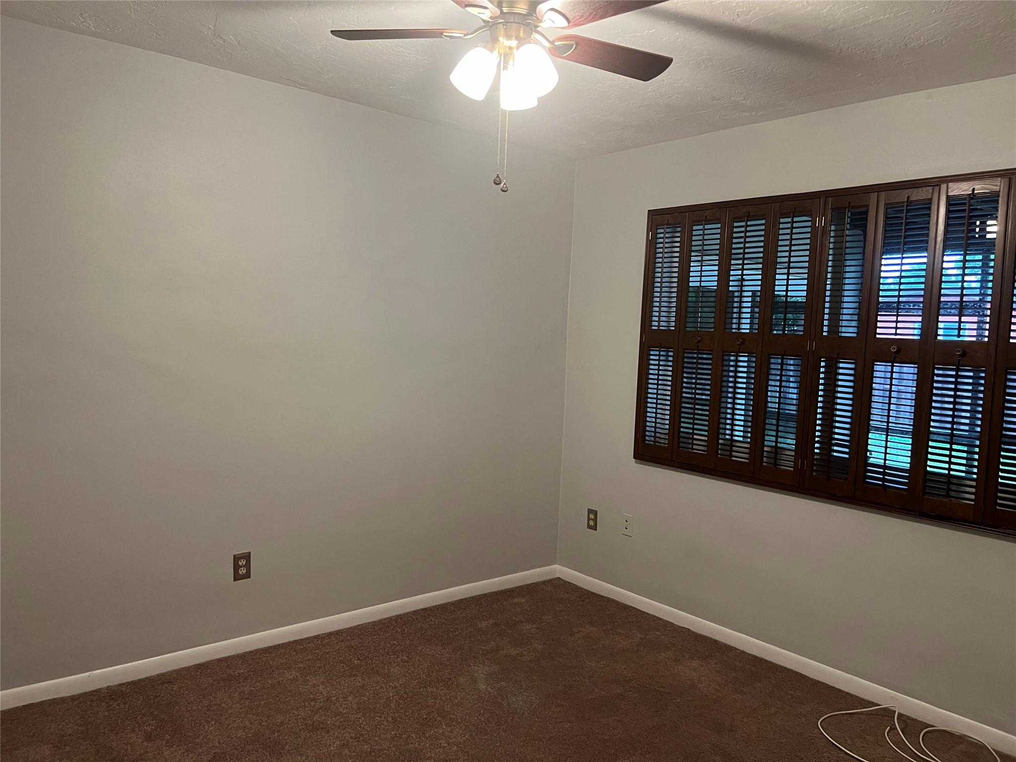 PEMBROKE LAKES SEC 4 - Residential Lease