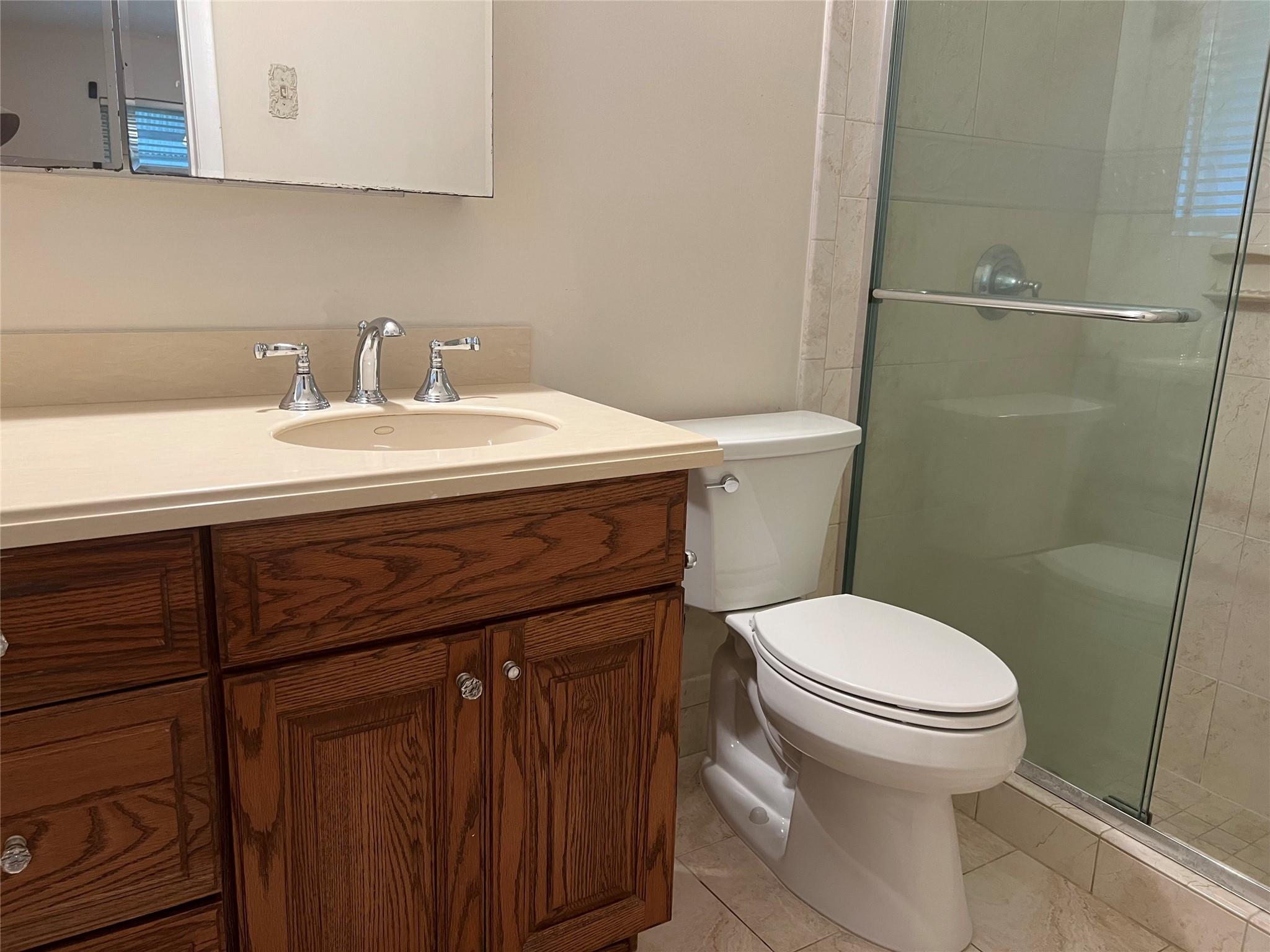 PEMBROKE LAKES SEC 4 - Residential Lease