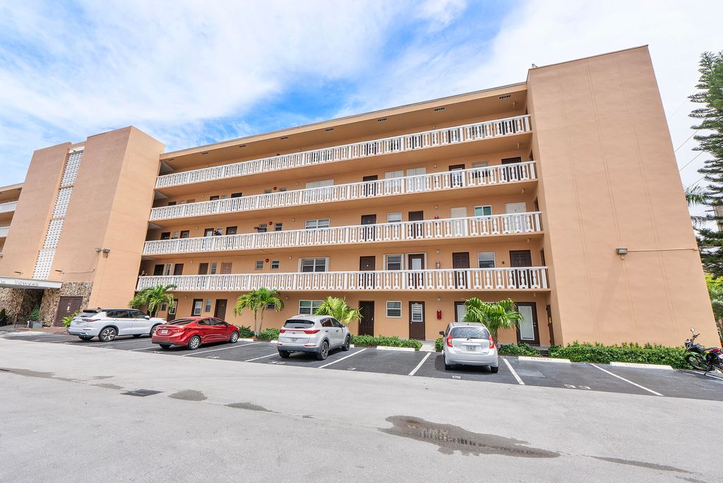 Photo of 219 NE 14th Avenue #107, Hallandale Beach, FL 33009 (MLS # B26034652)