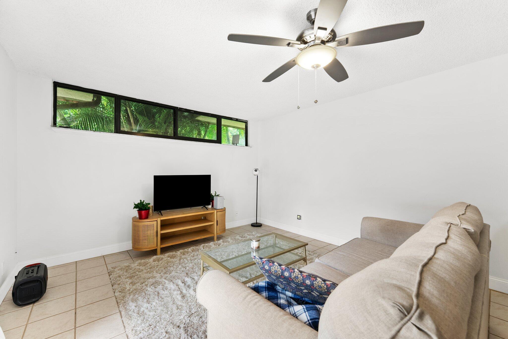 3874 VICTORIA Drive