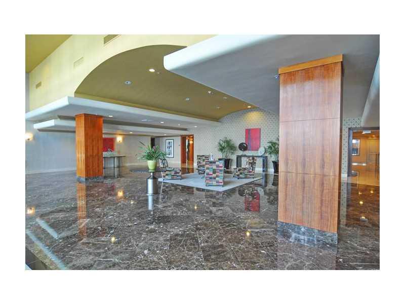 LA RIVE - Residential