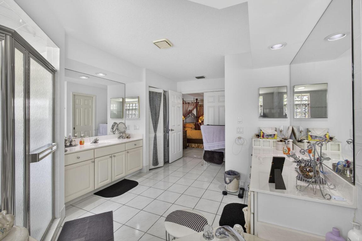 LAKEFIELD OF THE LANDINGS AT WELLINGTON 3A - Residential