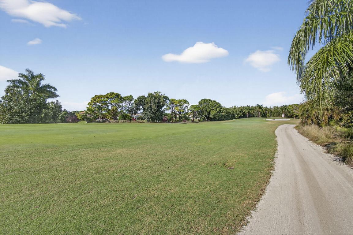 LAKEFIELD OF THE LANDINGS AT WELLINGTON 3A - Residential