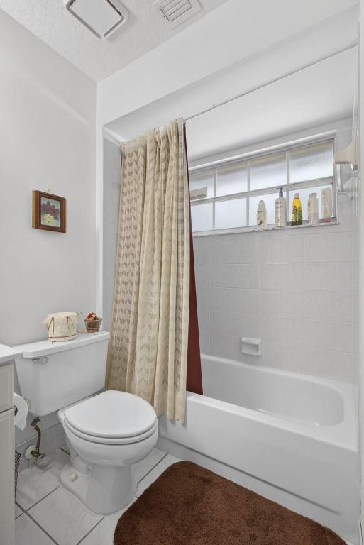 LAKEFIELD OF THE LANDINGS AT WELLINGTON 3A - Residential