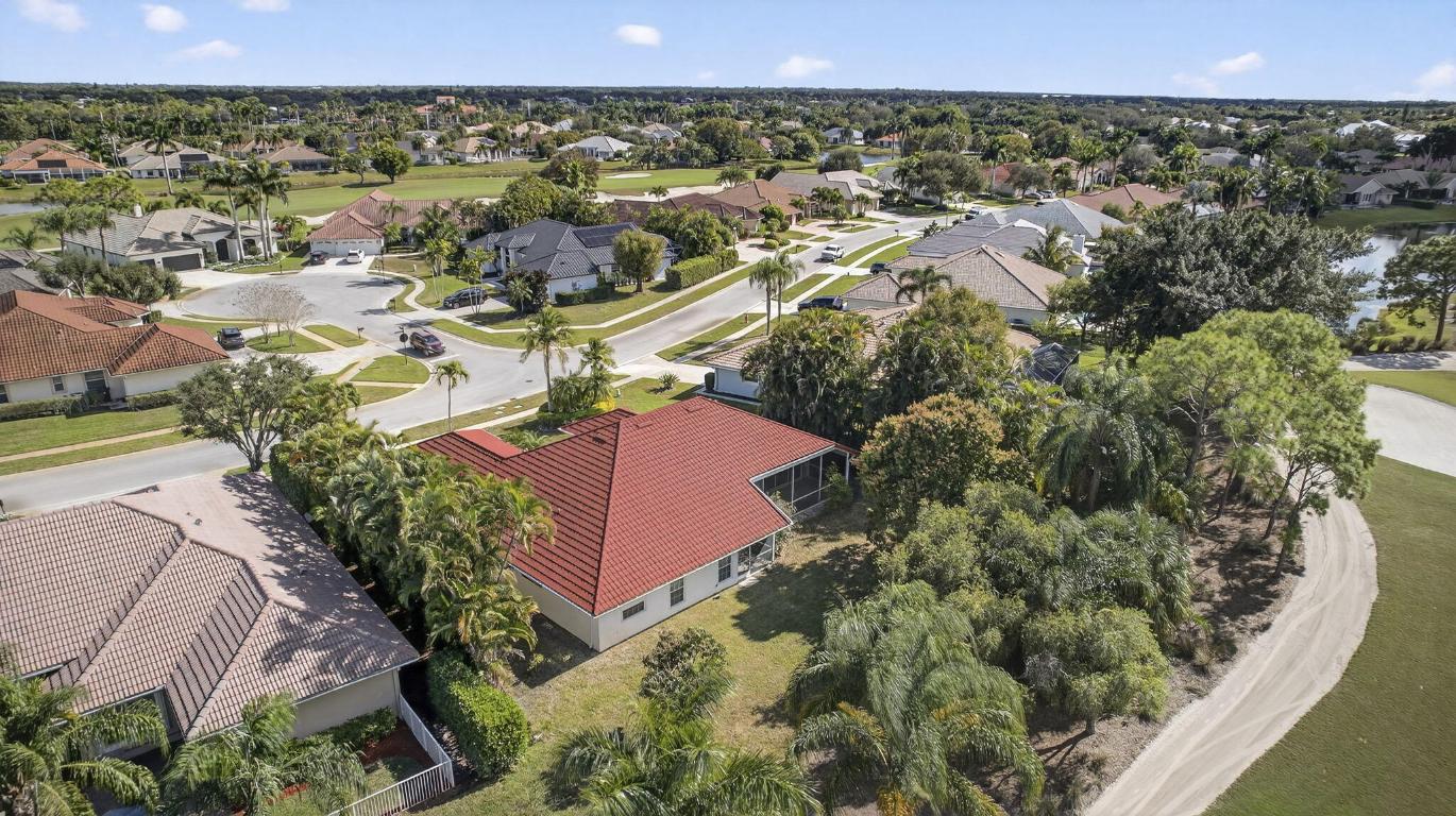 LAKEFIELD OF THE LANDINGS AT WELLINGTON 3A - Residential