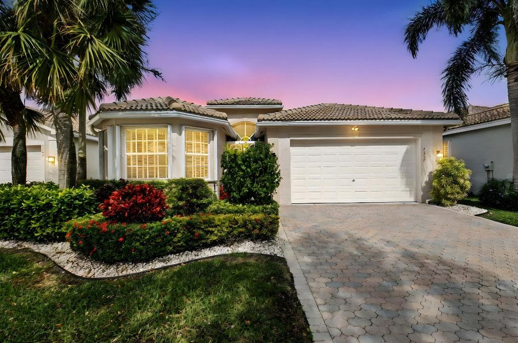 Photo of 7237 Morocca Lake Drive, Delray Beach, FL 33446 (MLS # R11158865)