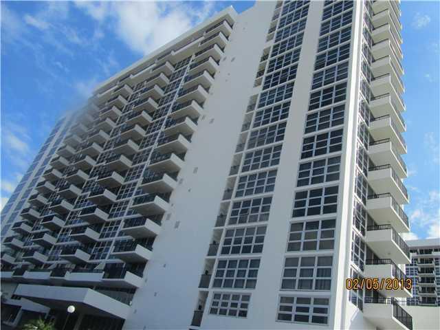 SILVER THATCH - Residential