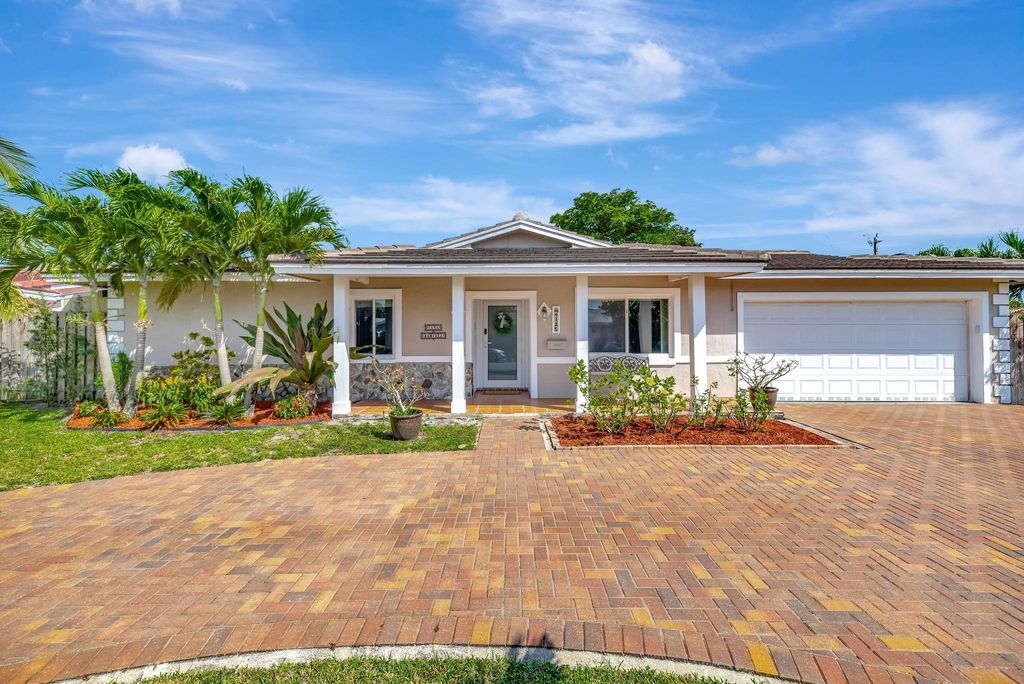 Photo of 4125 NW 78th Lane, Coral Springs, FL 33065 (MLS # F10506228)