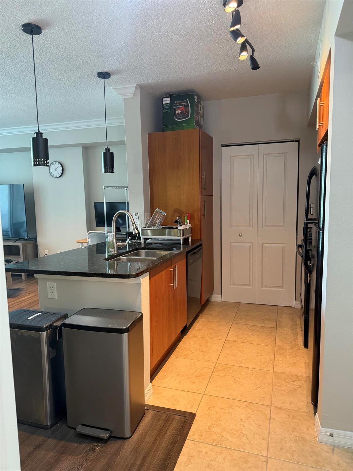 PRADO CONDO - Residential Lease