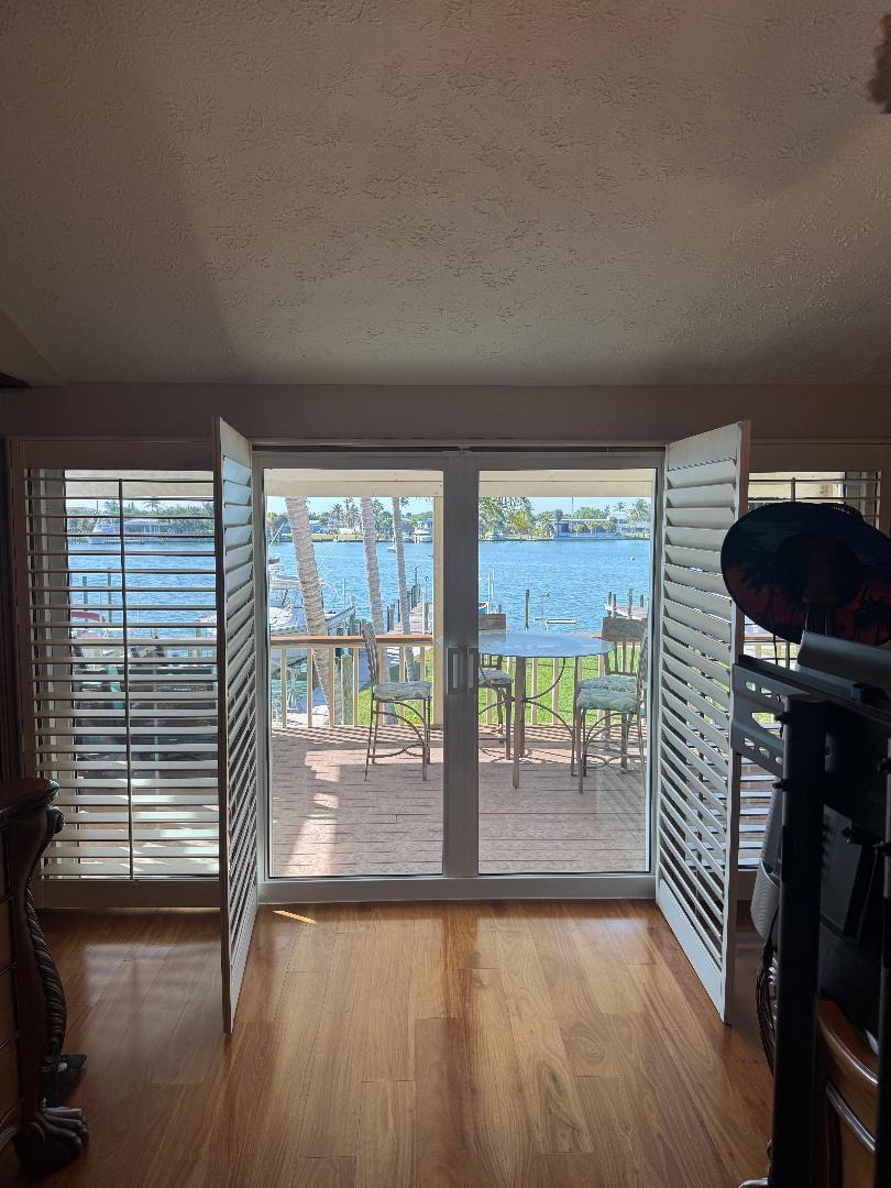 VILLAS OF FABOR COVE - Residential Lease