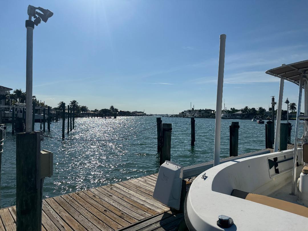 VILLAS OF FABOR COVE - Residential Lease