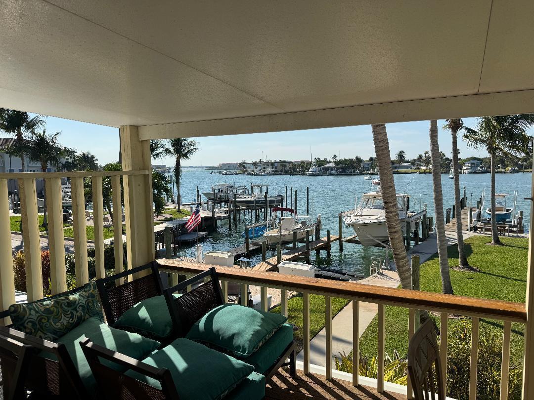 VILLAS OF FABOR COVE - Residential Lease