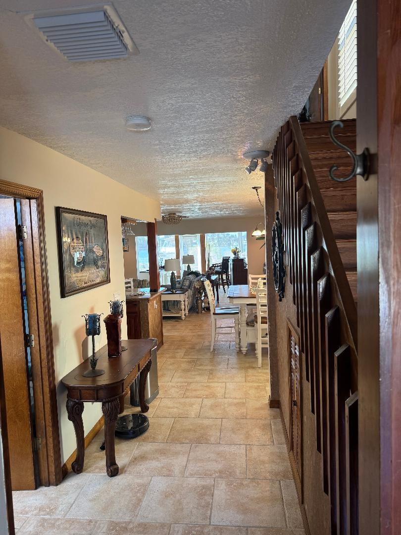 VILLAS OF FABOR COVE - Residential Lease