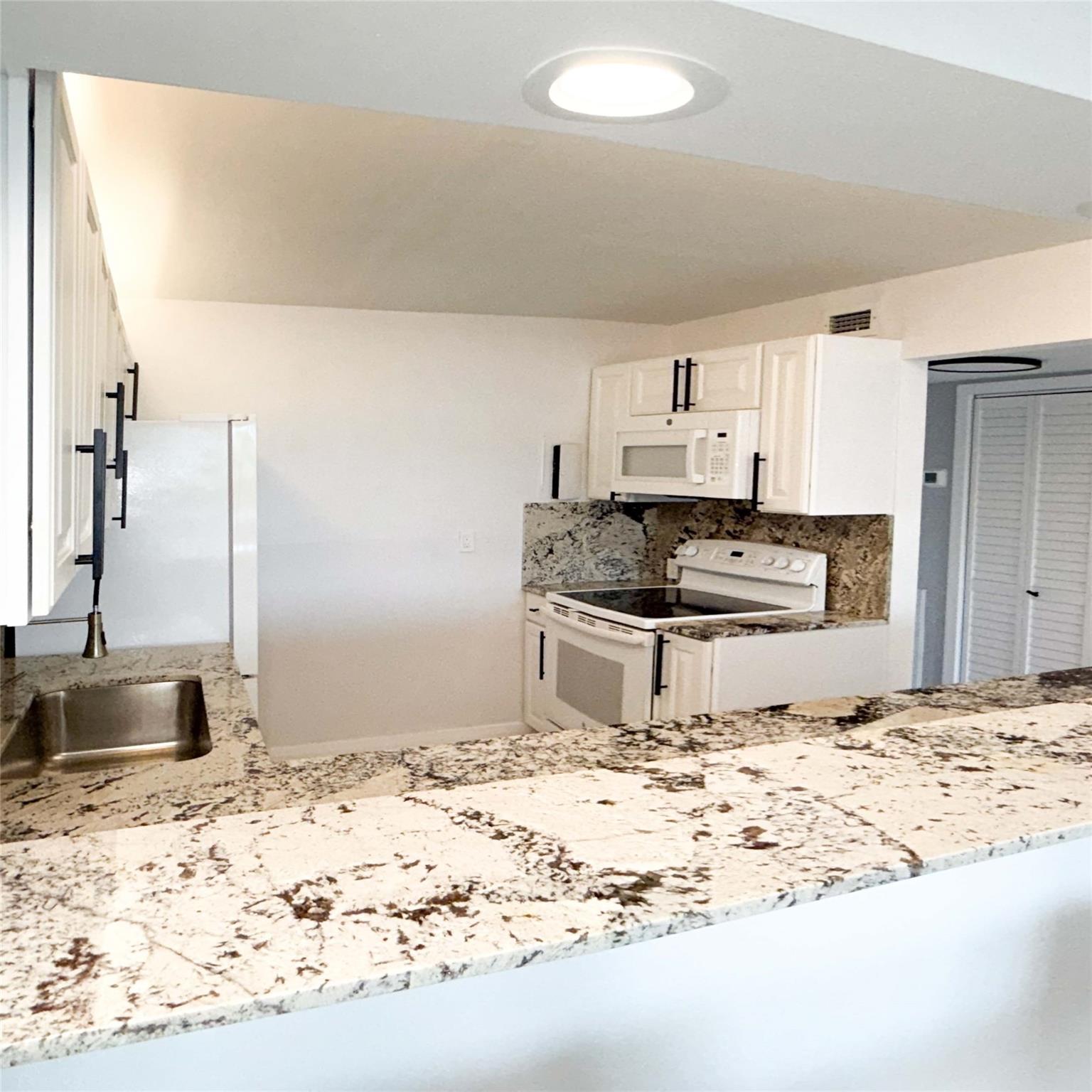 DRAKE TOWER CONDO - Residential