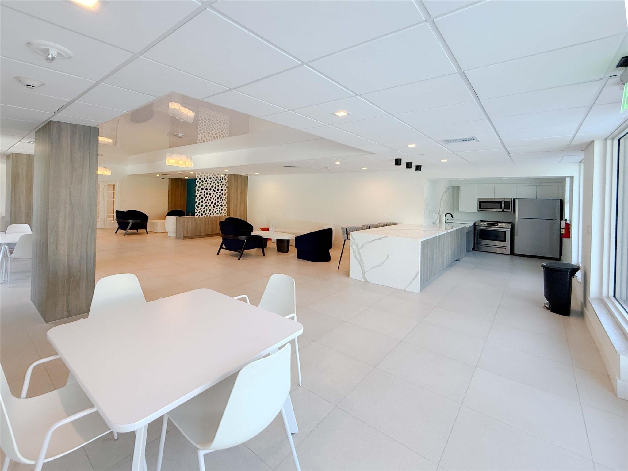 DRAKE TOWER CONDO - Residential