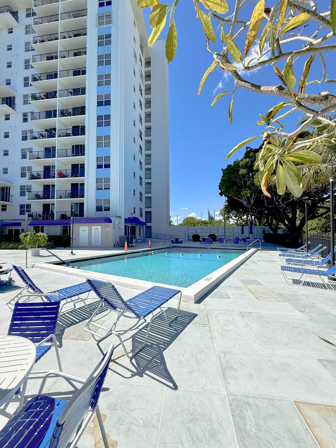 DRAKE TOWER CONDO - Residential