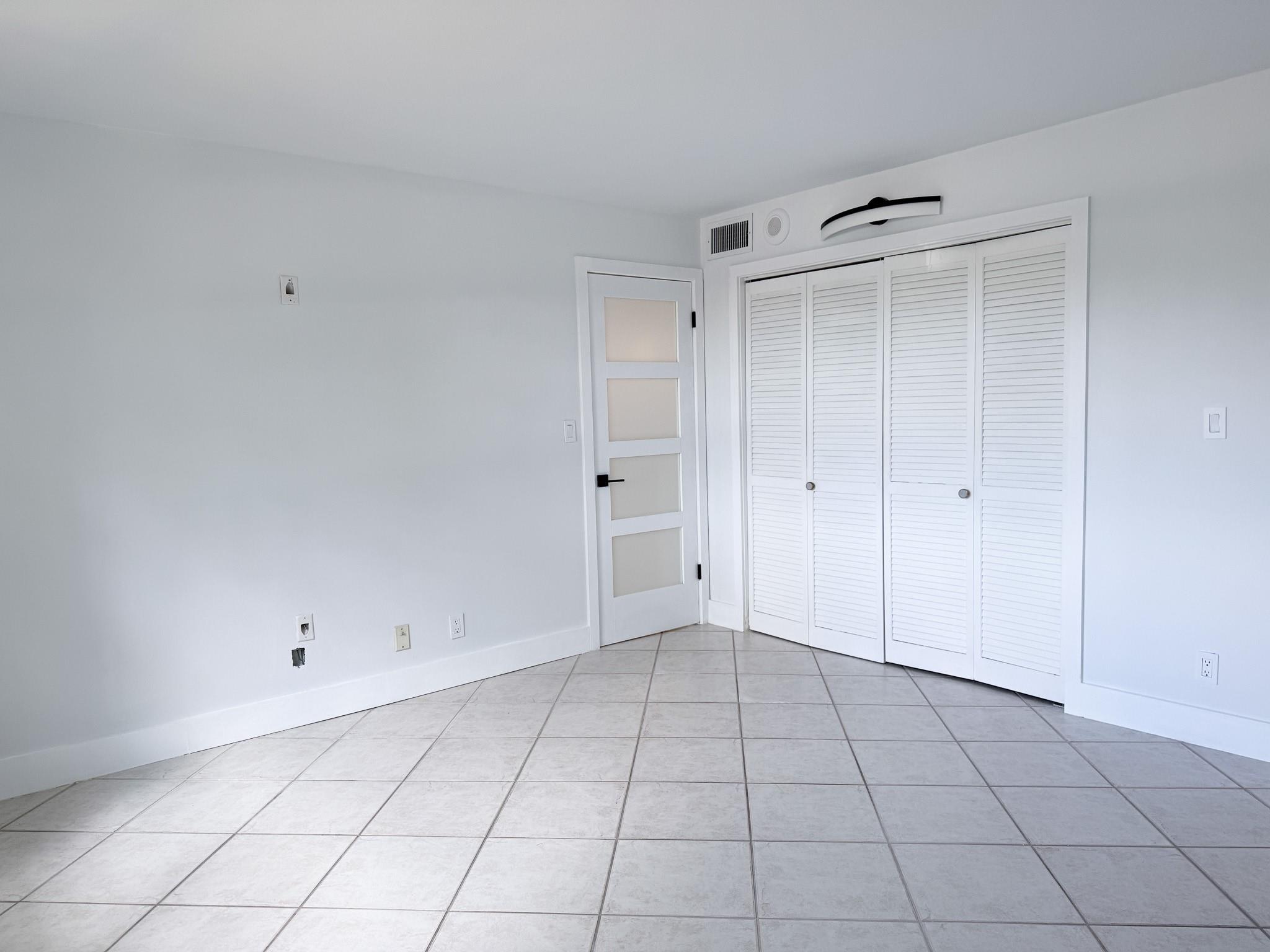 DRAKE TOWER CONDO - Residential