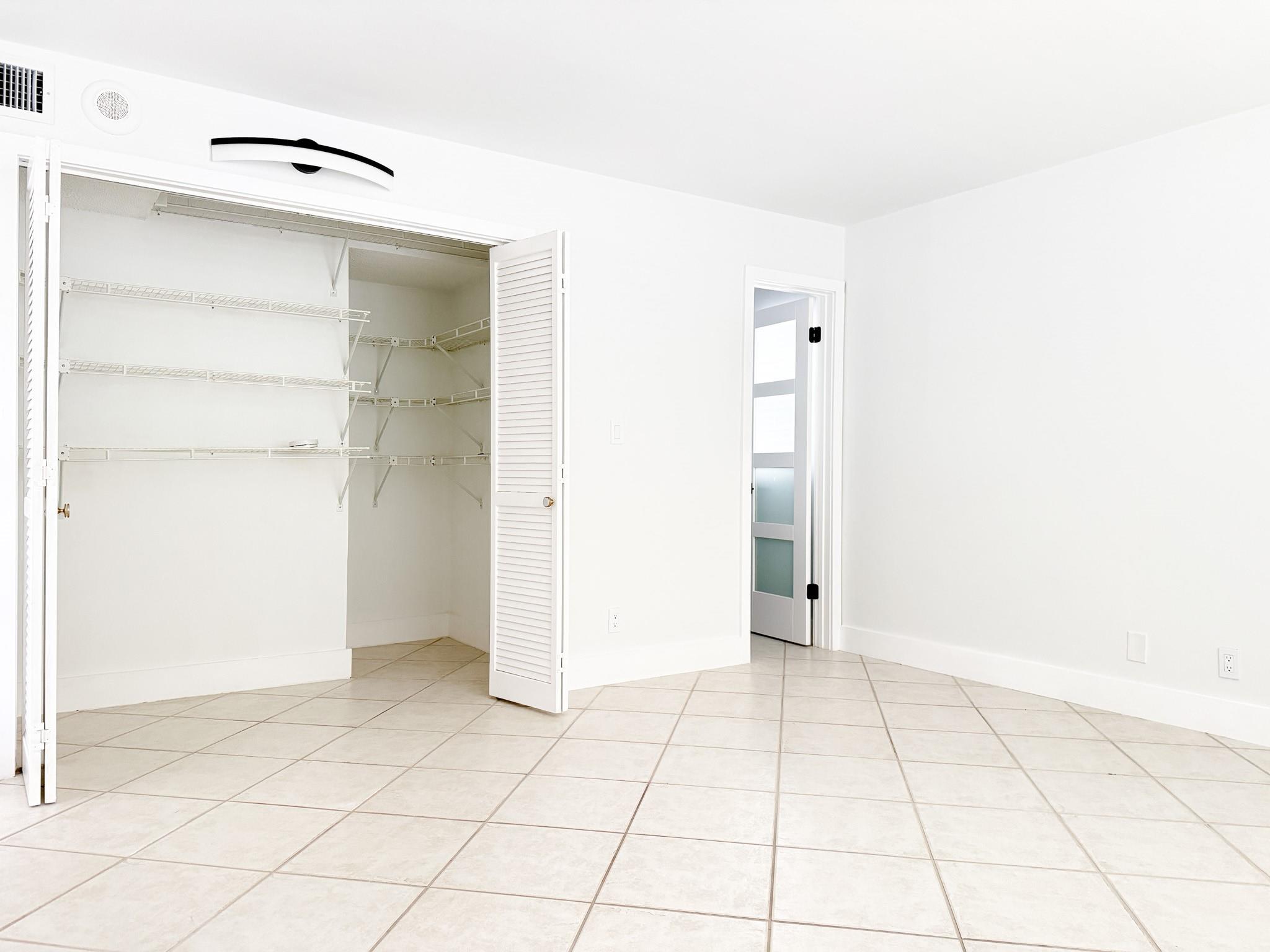 DRAKE TOWER CONDO - Residential