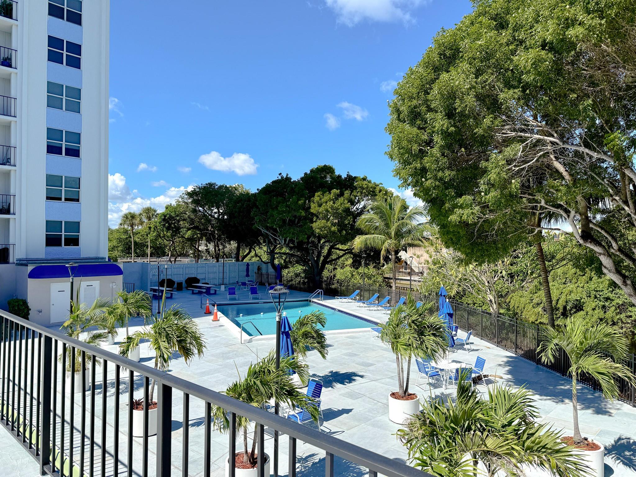 DRAKE TOWER CONDO - Residential