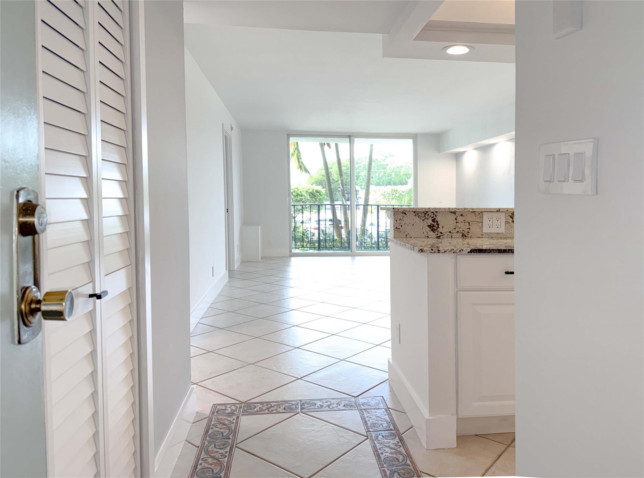 DRAKE TOWER CONDO - Residential