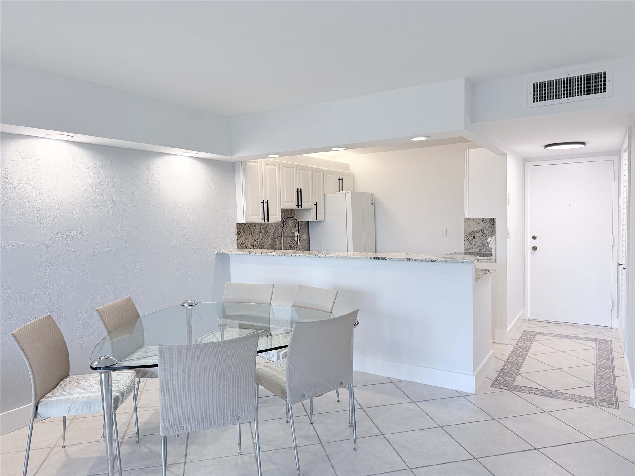 DRAKE TOWER CONDO - Residential