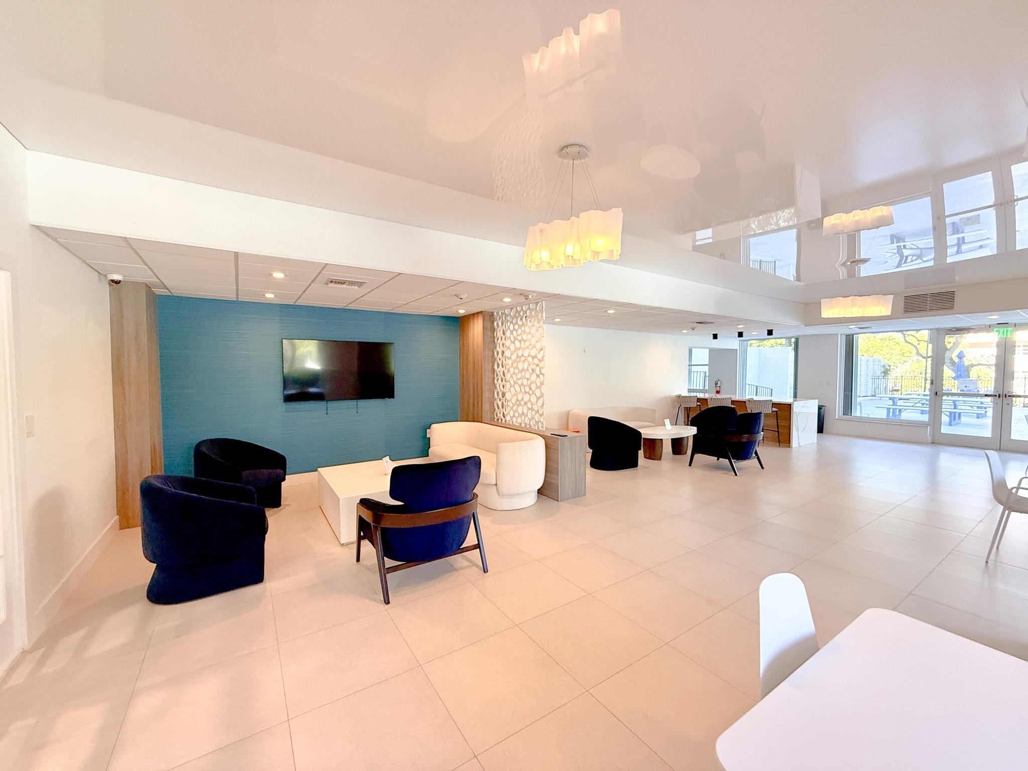 DRAKE TOWER CONDO - Residential