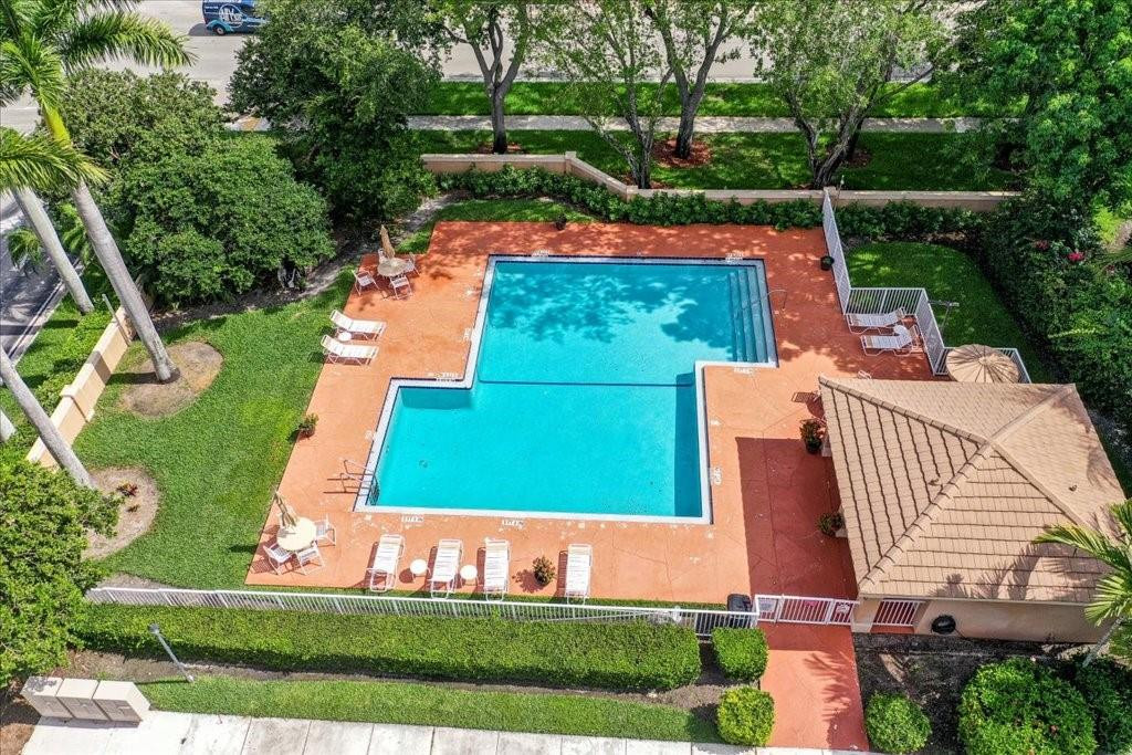 COBBLESTONE WALK - Residential