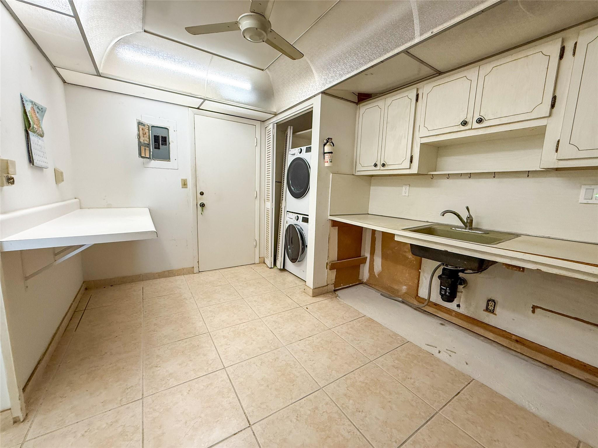 Stratford Towers - Residential