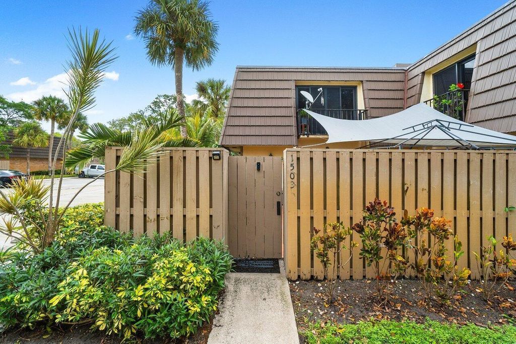 Photo of 1503 15th Court, Palm Beach Gardens, FL 33410 (MLS # R10966624)