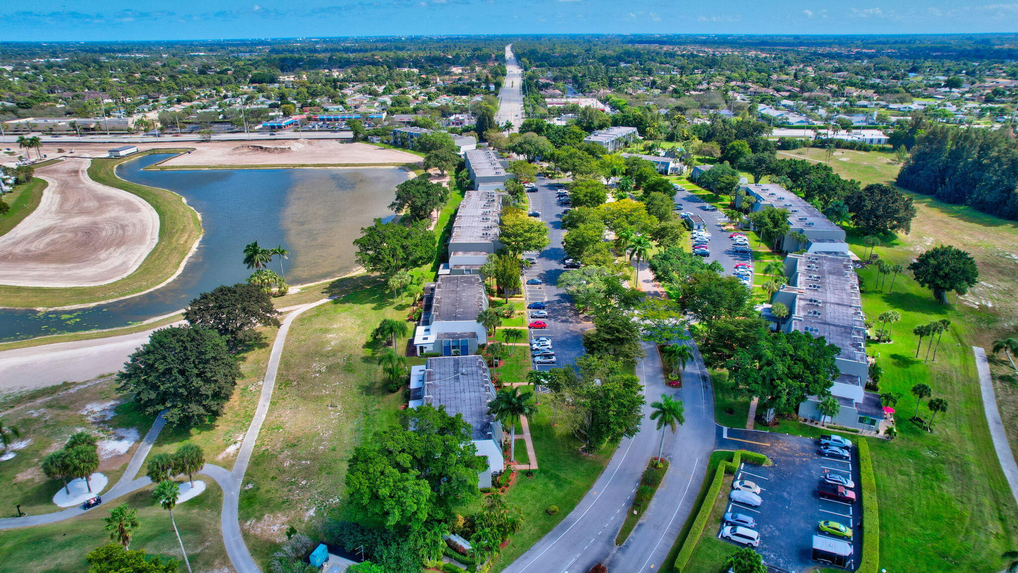 FOUNTAINS OF PALM BEACH CONDO 4 - Residential