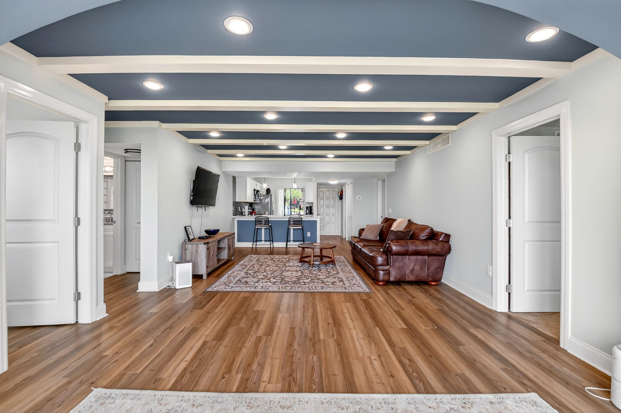 FOUNTAINS OF PALM BEACH CONDO 4 - Residential