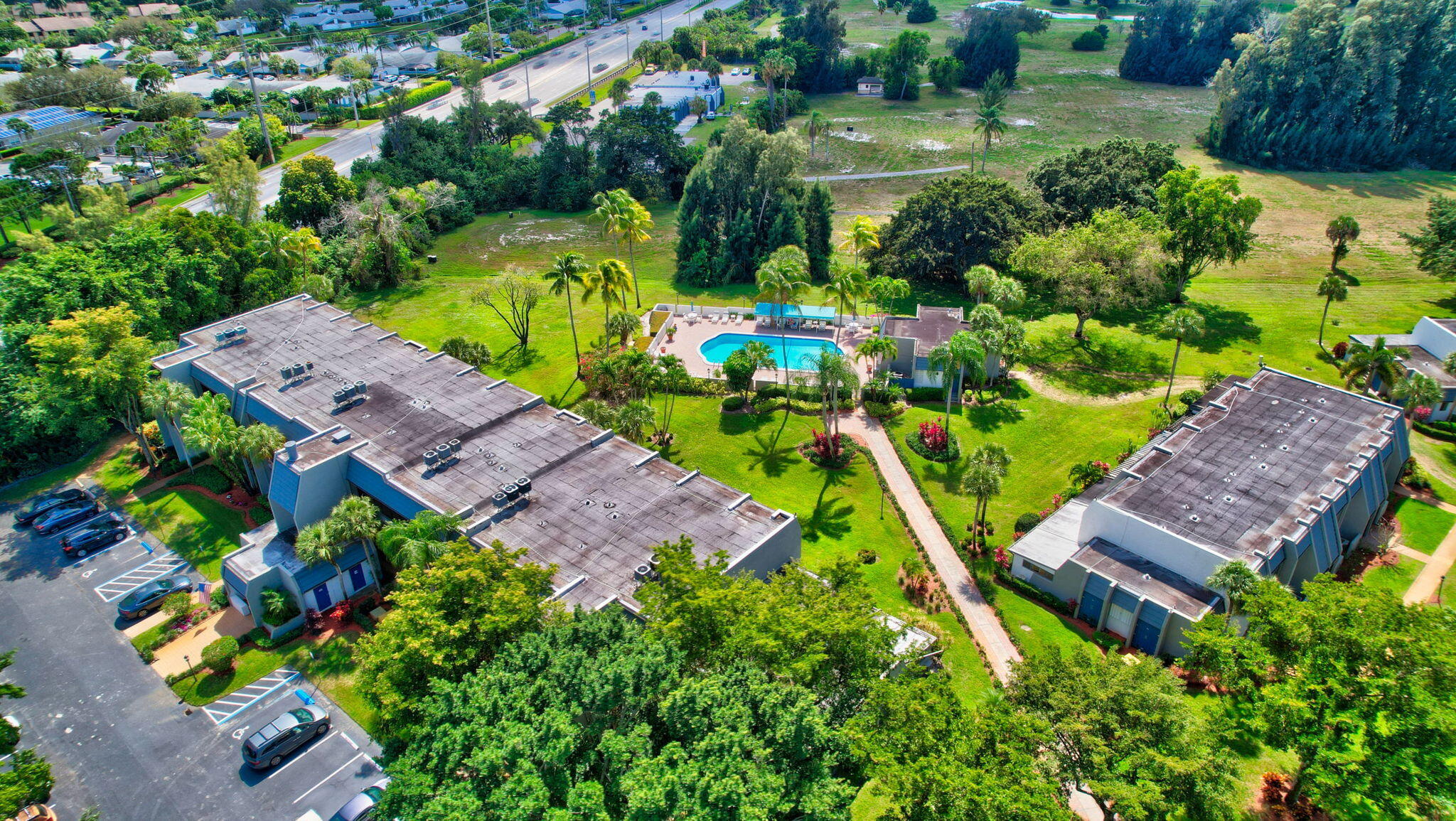 FOUNTAINS OF PALM BEACH CONDO 4 - Residential