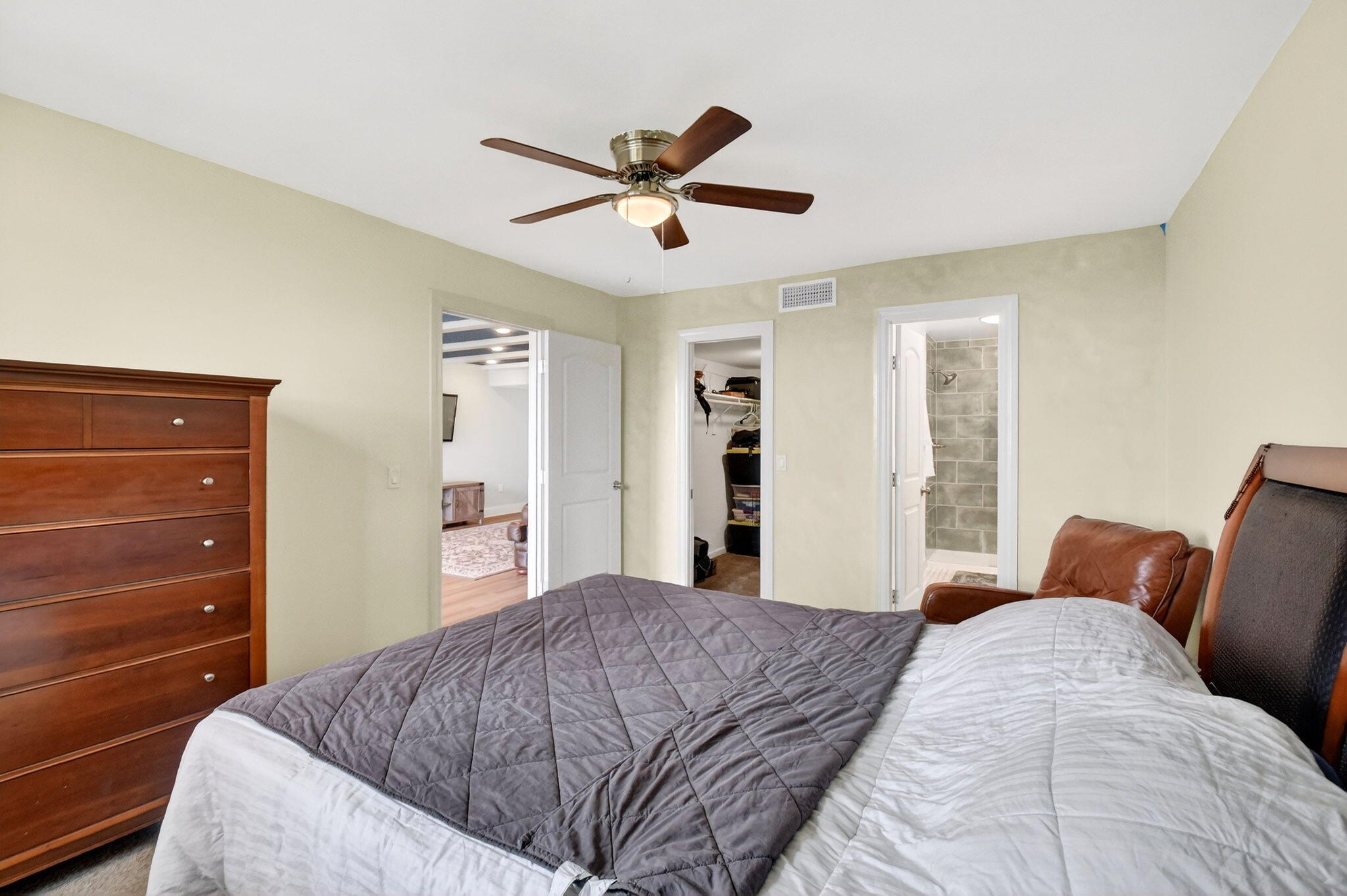 FOUNTAINS OF PALM BEACH CONDO 4 - Residential