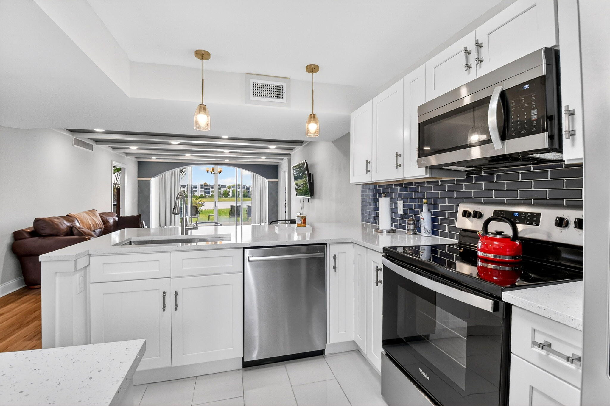 FOUNTAINS OF PALM BEACH CONDO 4 - Residential