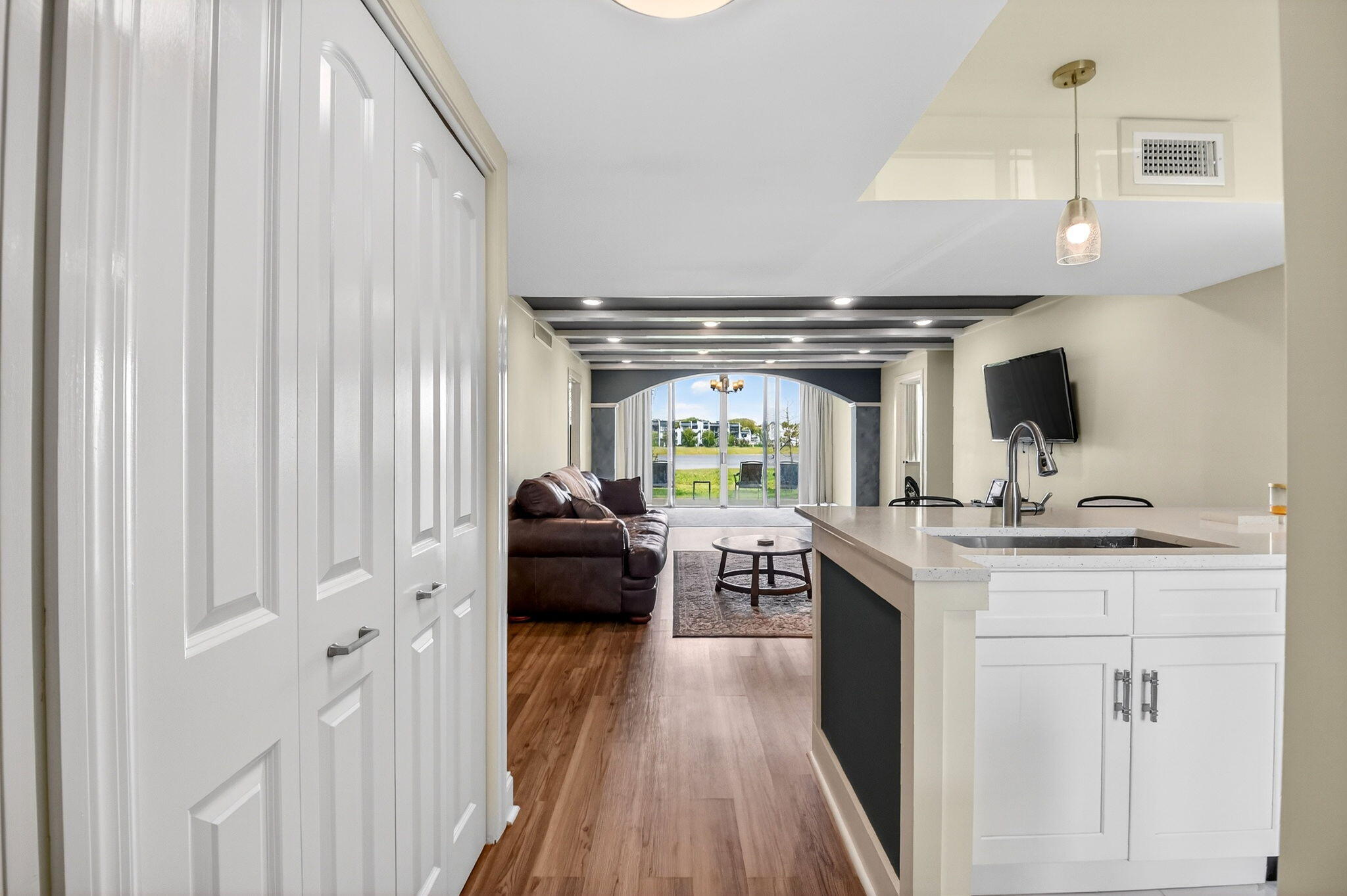 4832 Esedra Court 103