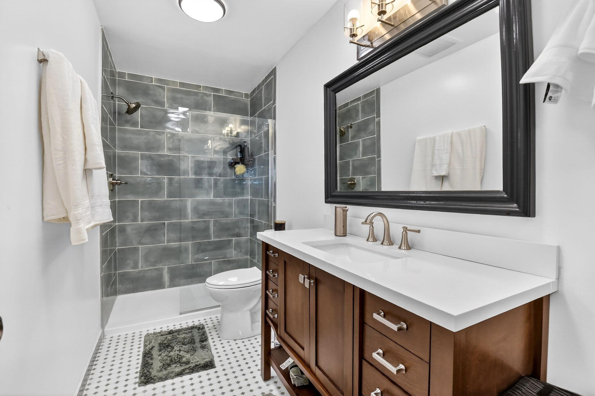 FOUNTAINS OF PALM BEACH CONDO 4 - Residential