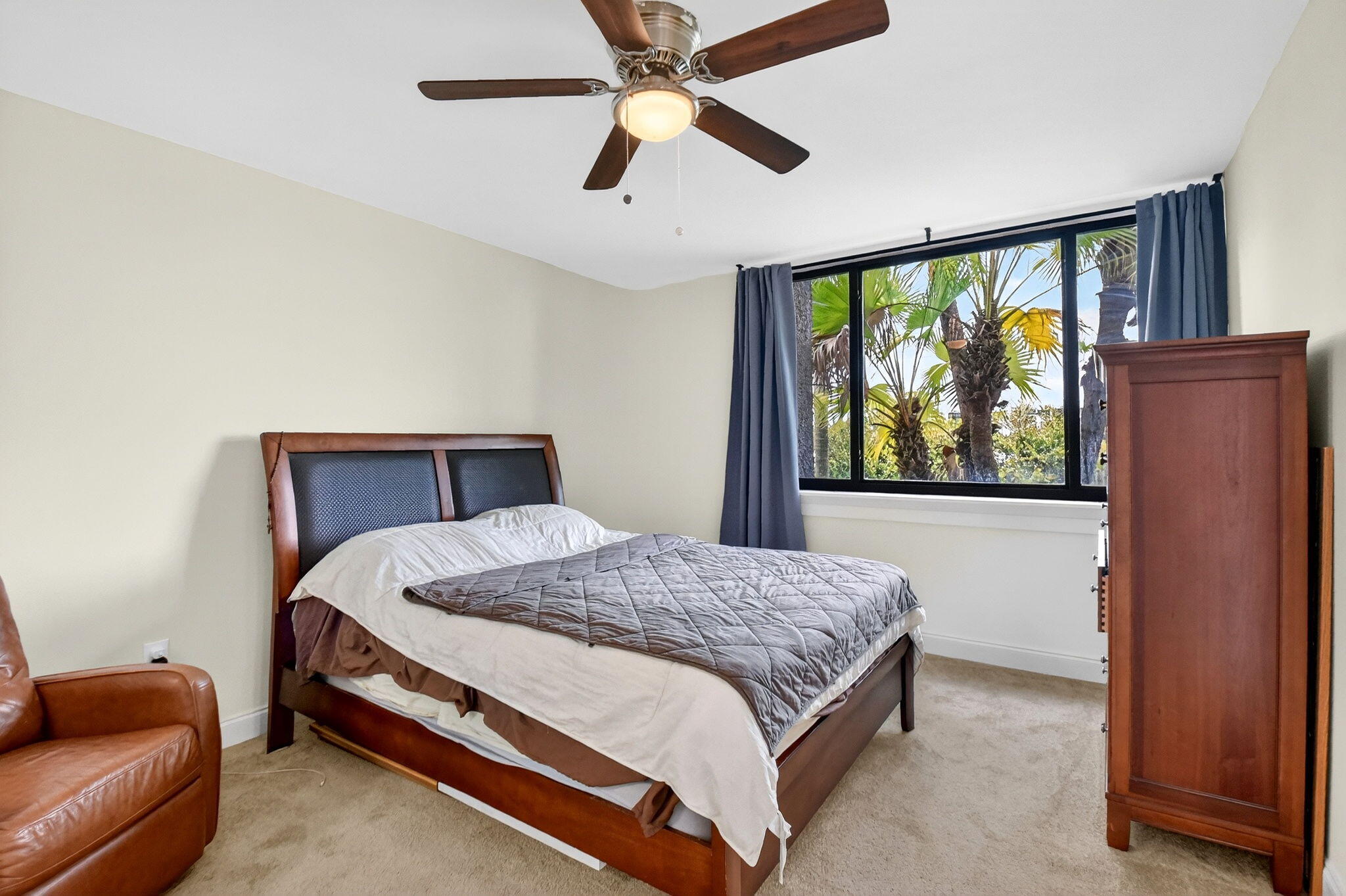 FOUNTAINS OF PALM BEACH CONDO 4 - Residential