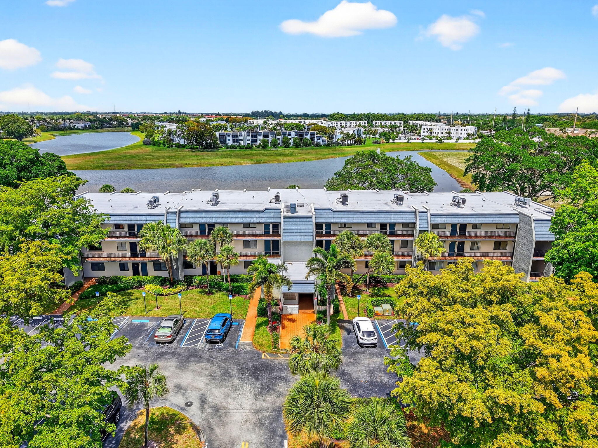 FOUNTAINS OF PALM BEACH CONDO 4 - Residential
