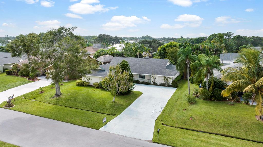 Photo of 4619 NW Gastonia Street, Port Saint Lucie, FL 34983 (MLS # R10912700)