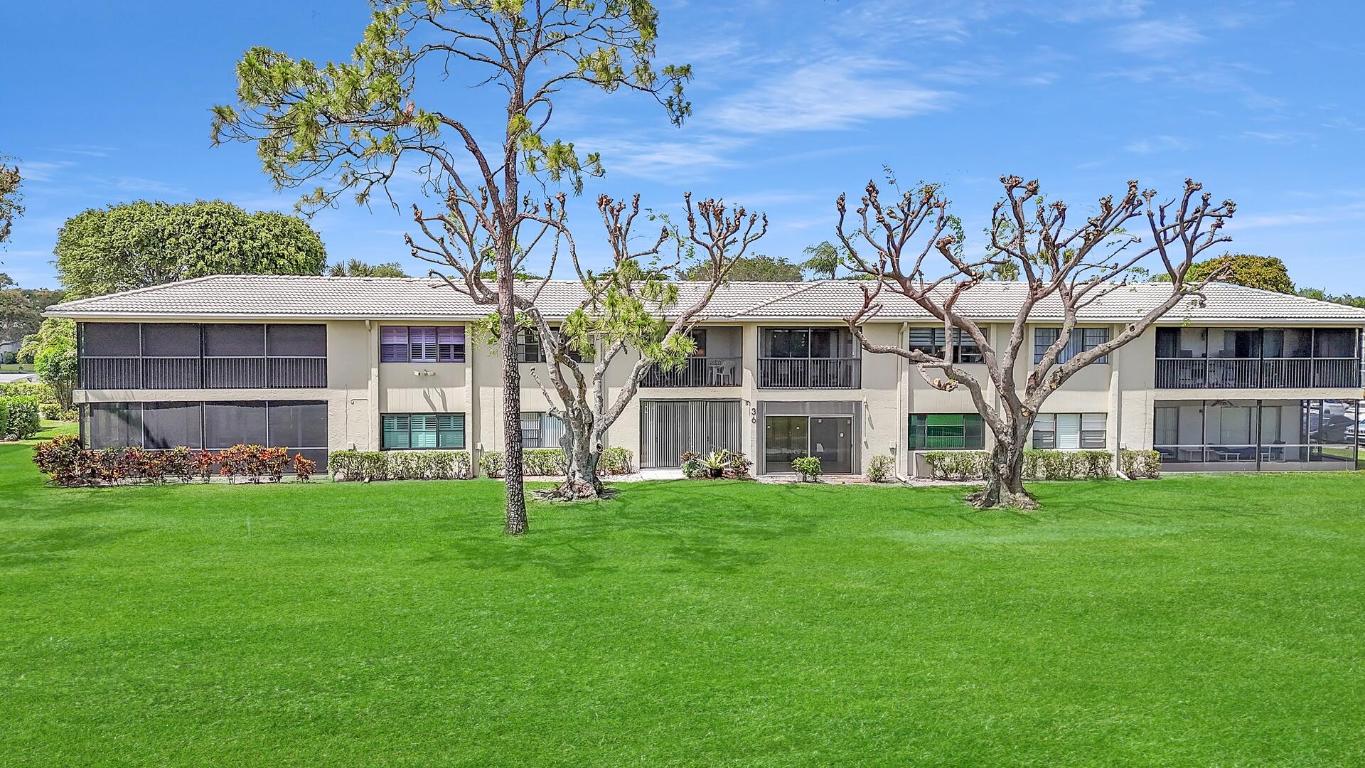 HUNTERS RUN - Residential