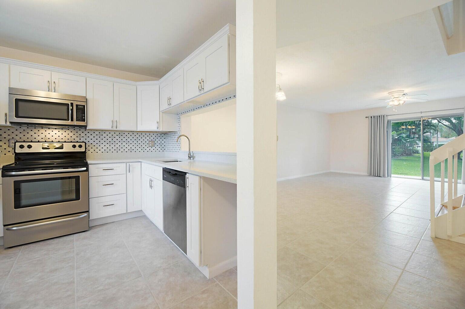 6384 Boca Circle