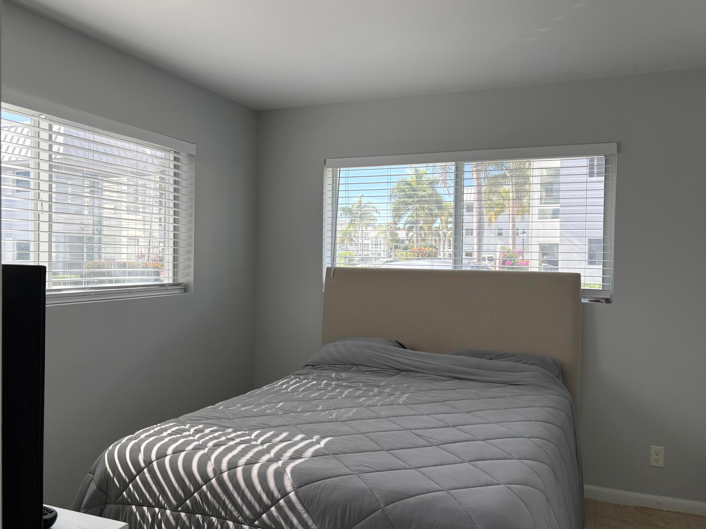 COLONIAL CLUB CONDO SEC 1 - Residential