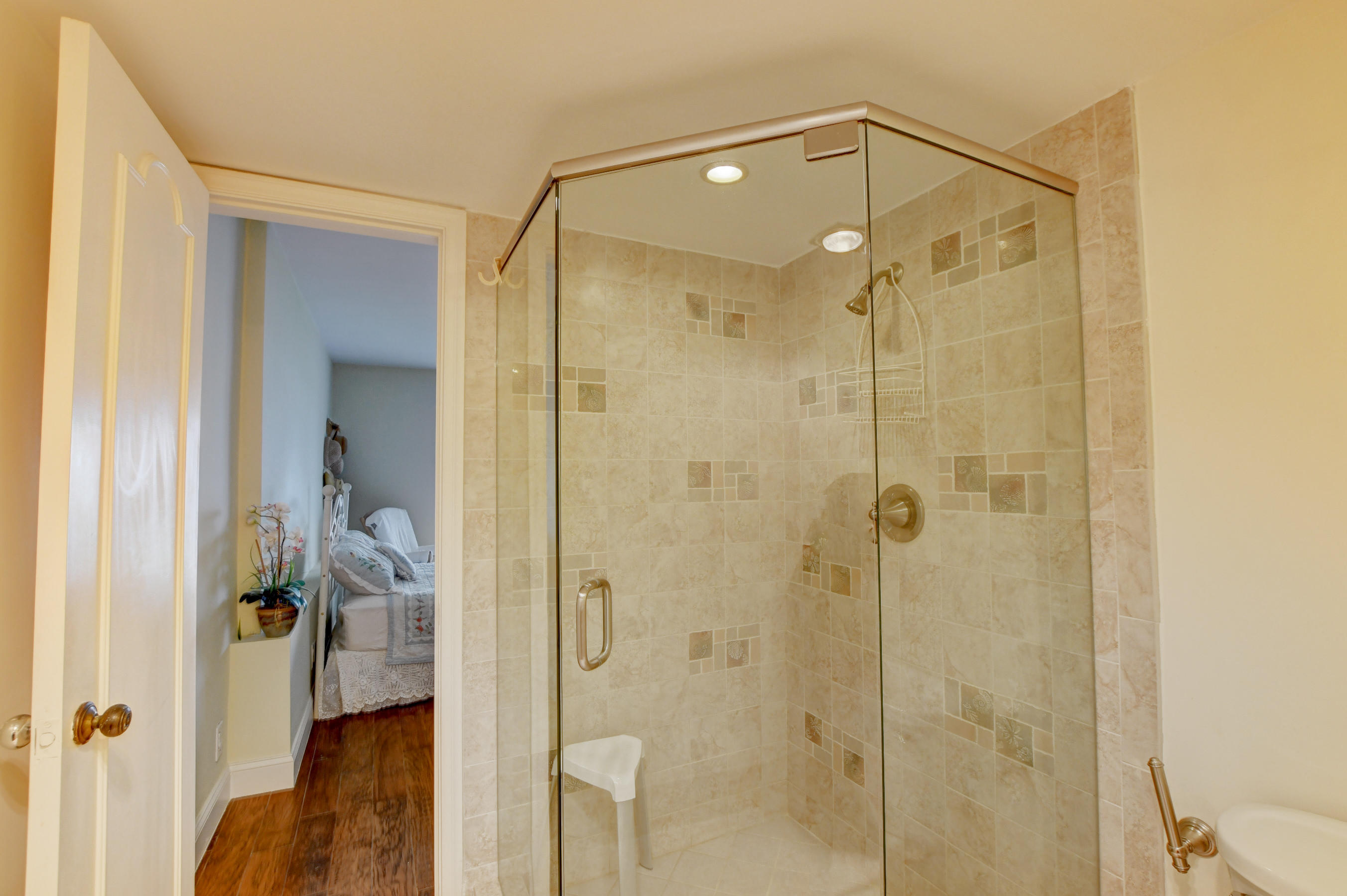 NEWTH GARDENS - Residential