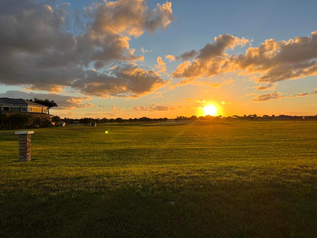 2820 SW Stoneybrook Way