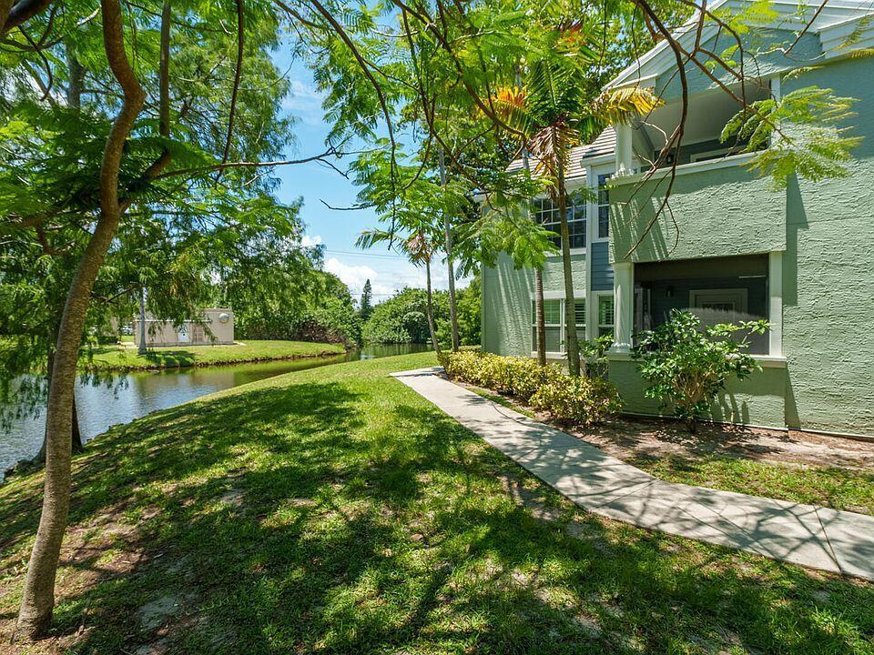 BAHIA AT DELRAY CONDO - Residential Lease