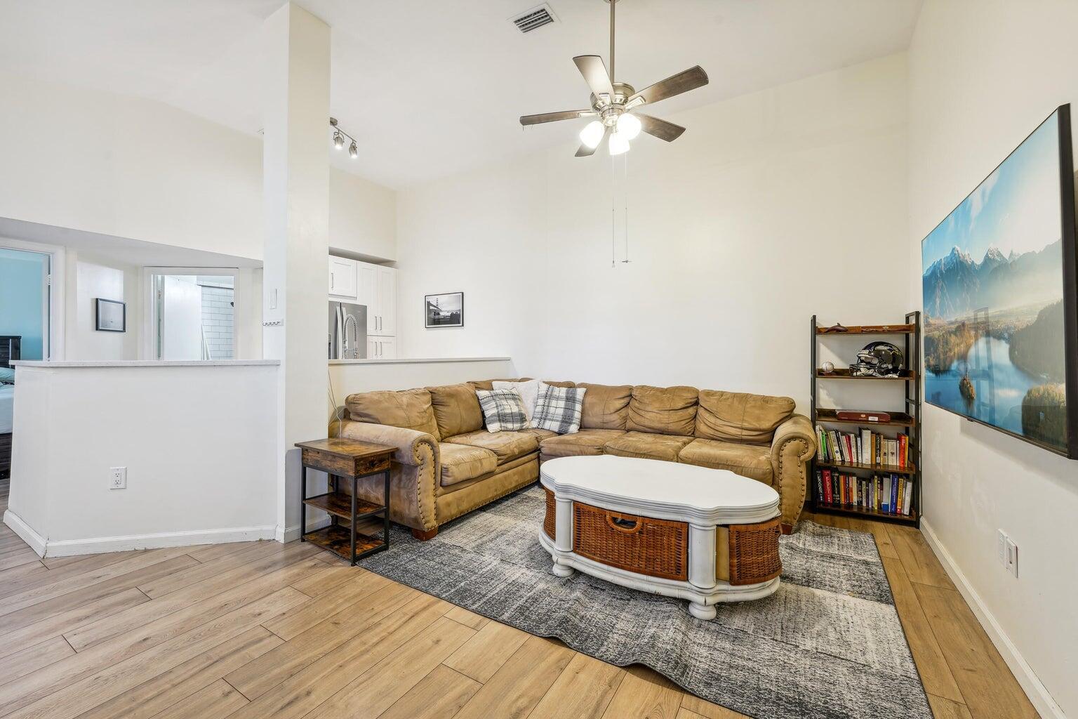 BAHIA AT DELRAY CONDO - Residential Lease