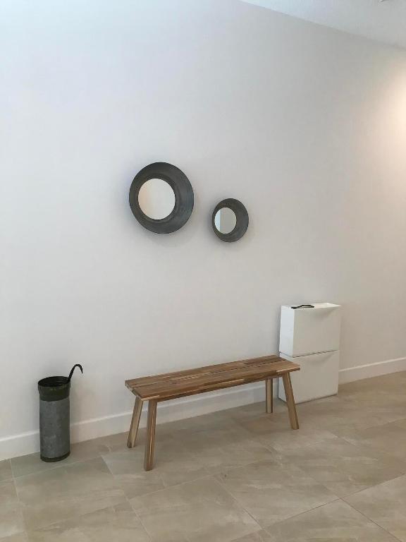 POINTE 100 CONDO - Residential Lease