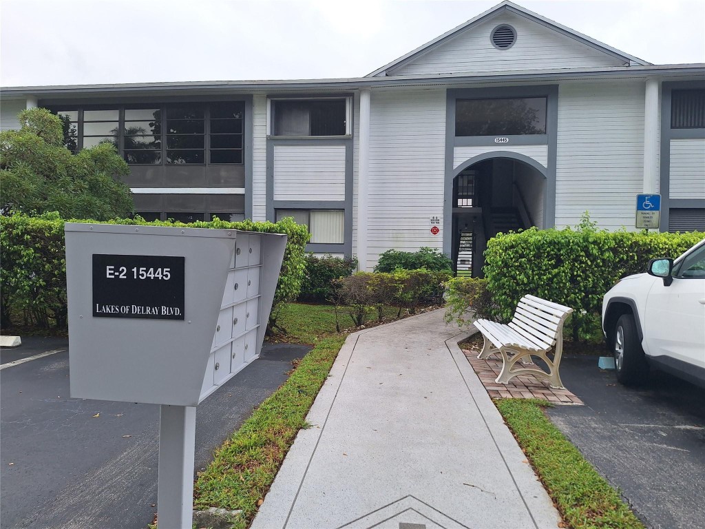 Lakes of Delray - Residential